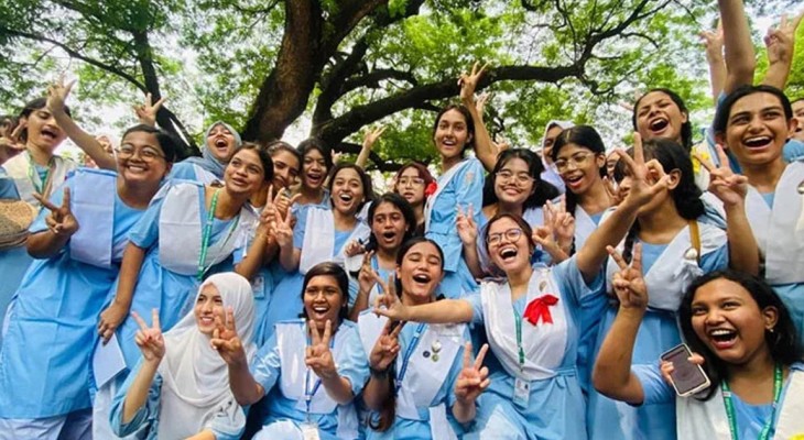 এসএসসি ও সমমান পরীক্ষার ফল প্রকাশ আগামী সোমবার: যেভাবে ঘরে বসেই জানবেন রেজাল্ট